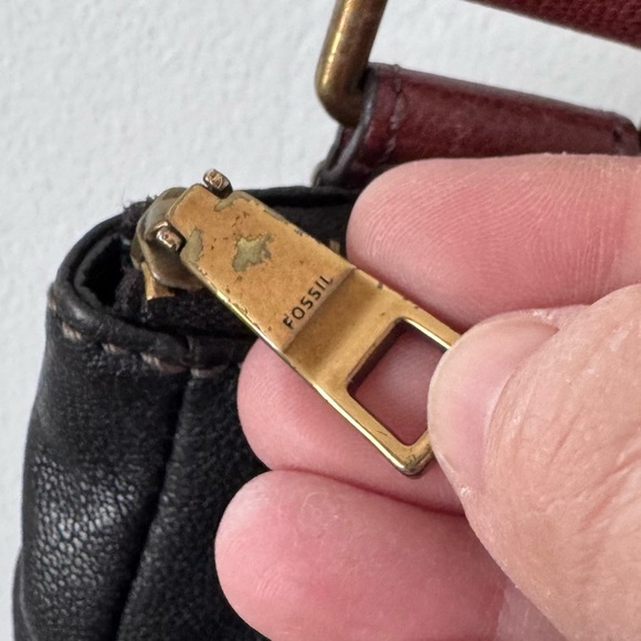 Fossil black leather 3 zip bag medium size - Picture 5 of 13